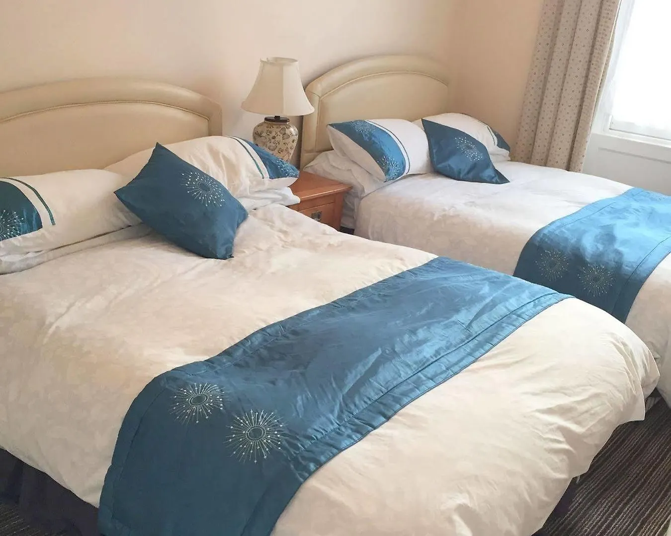 Tania Guest House Edinburgh 3*,